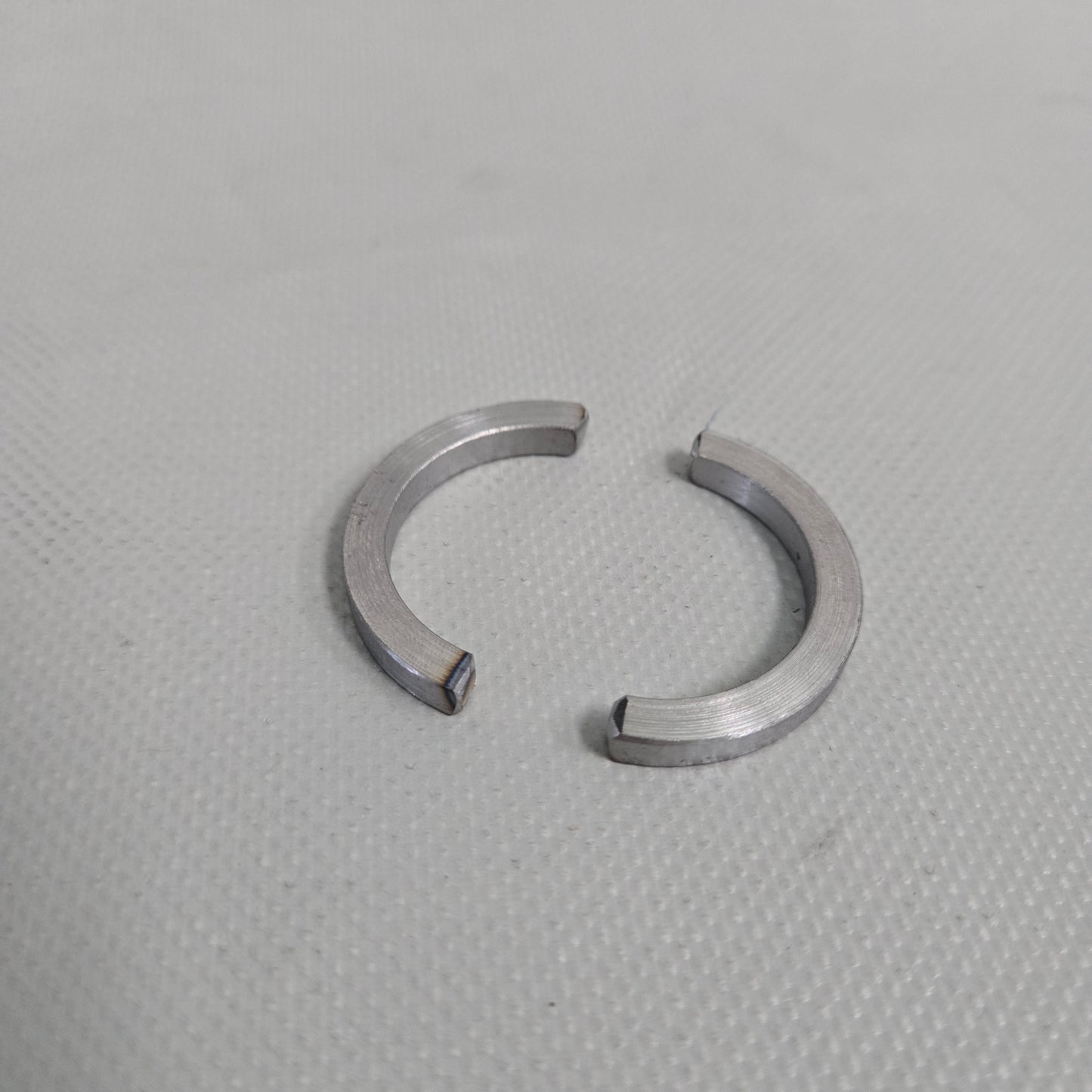 SW200 Split Ring