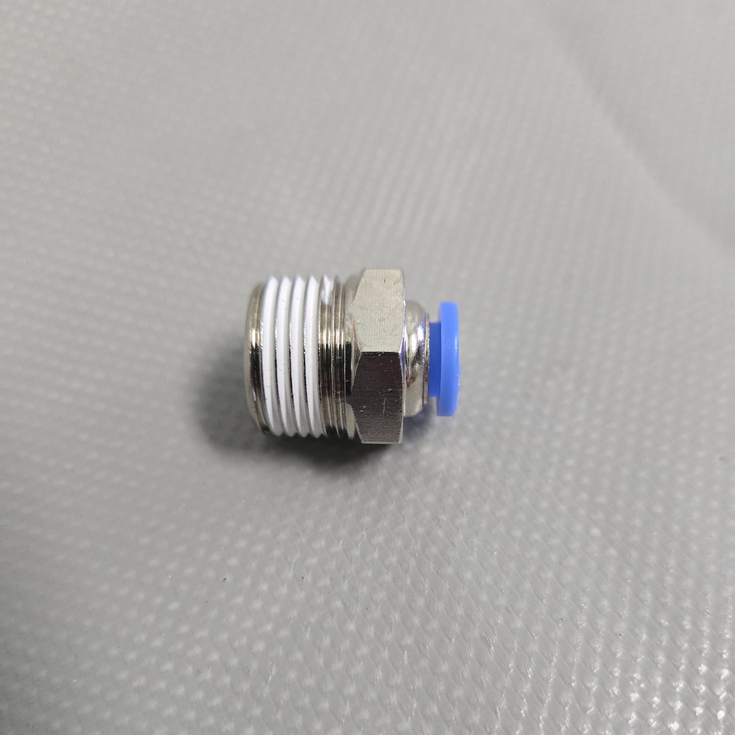 SW150 3/8" NPT to 6 mm Air Line Connector