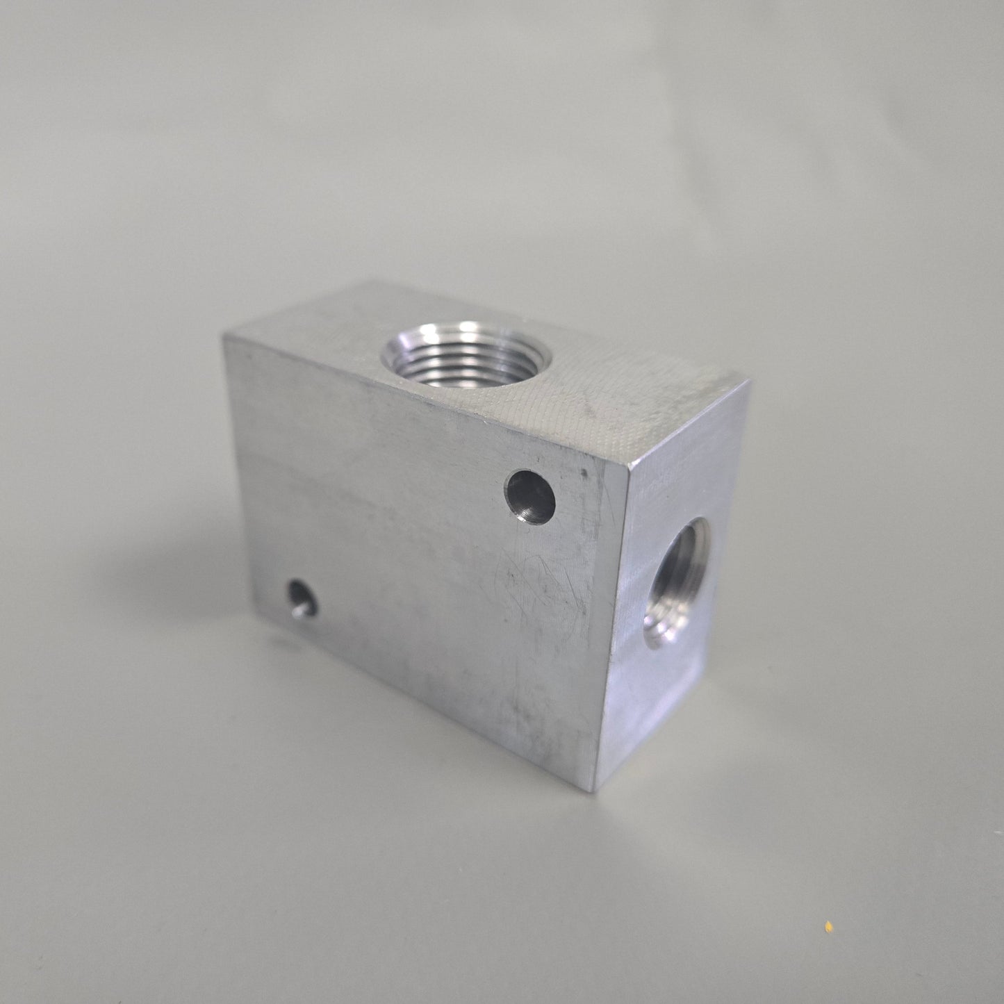 SW150 Manifold Block
